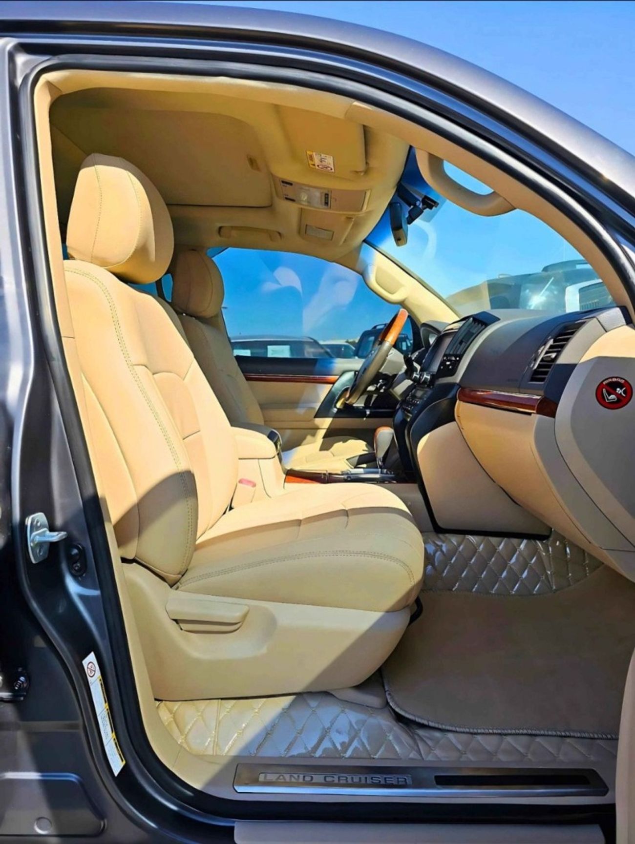 Toyota Land Cruiser Toyota landcuriser GXR V6 2015 Original