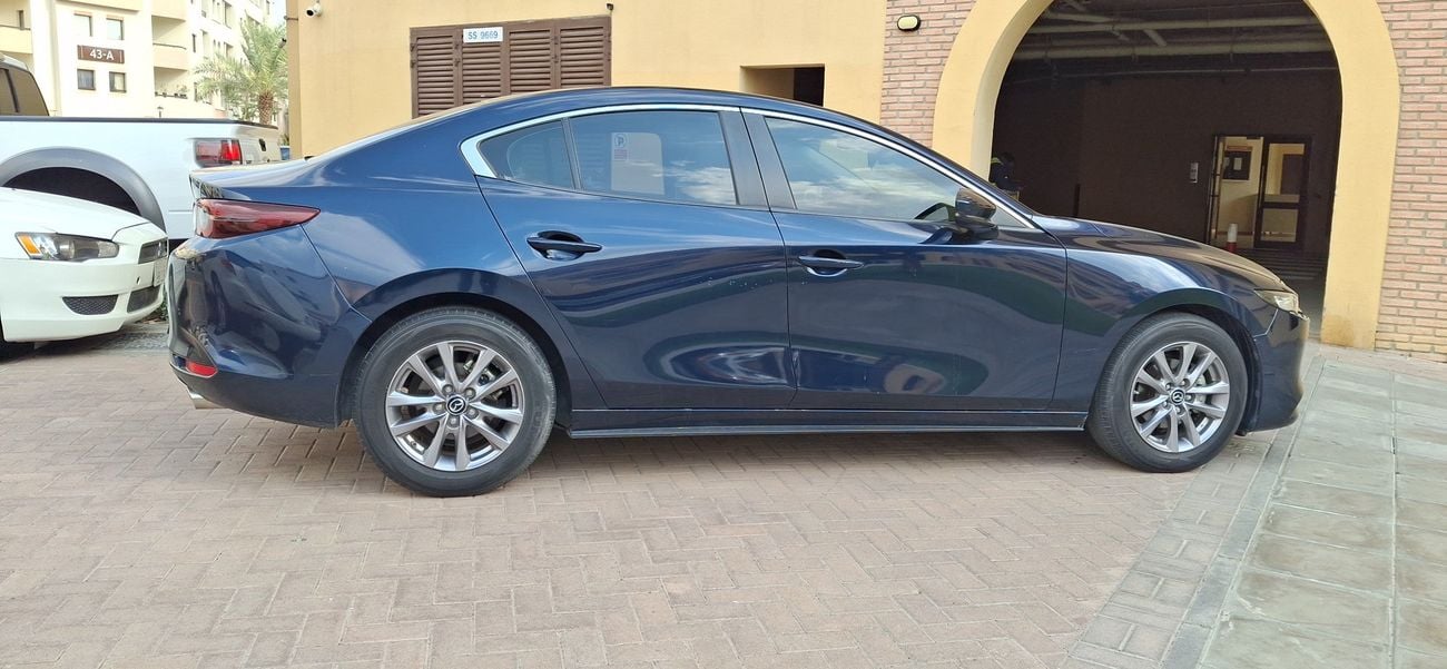 Mazda 3 EVOLVE 2 | Zero Down Payment | Home Test Drive