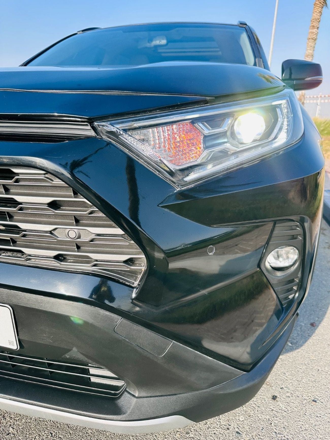 Toyota RAV4 2020 RAV4 limited Hybrid gcc 4x4