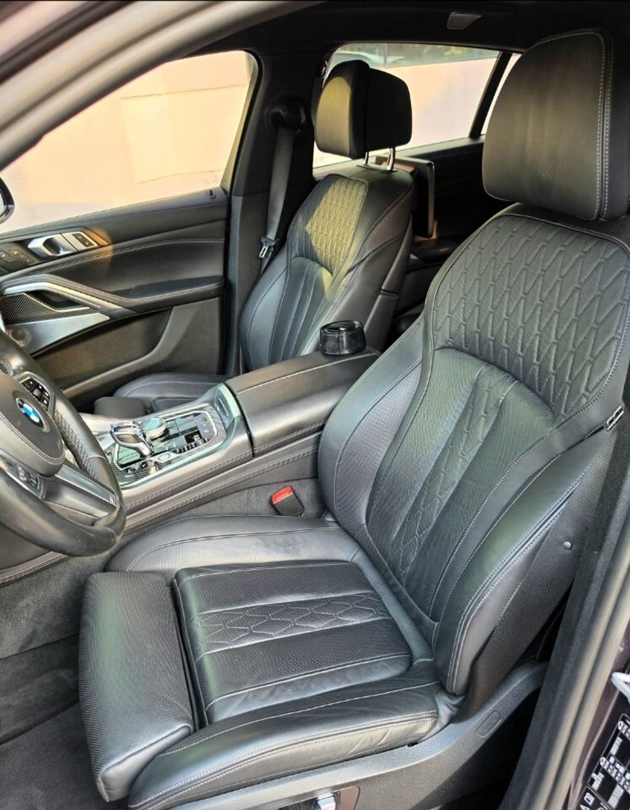 بي أم دبليو X6 M 50i M50i 4.4L