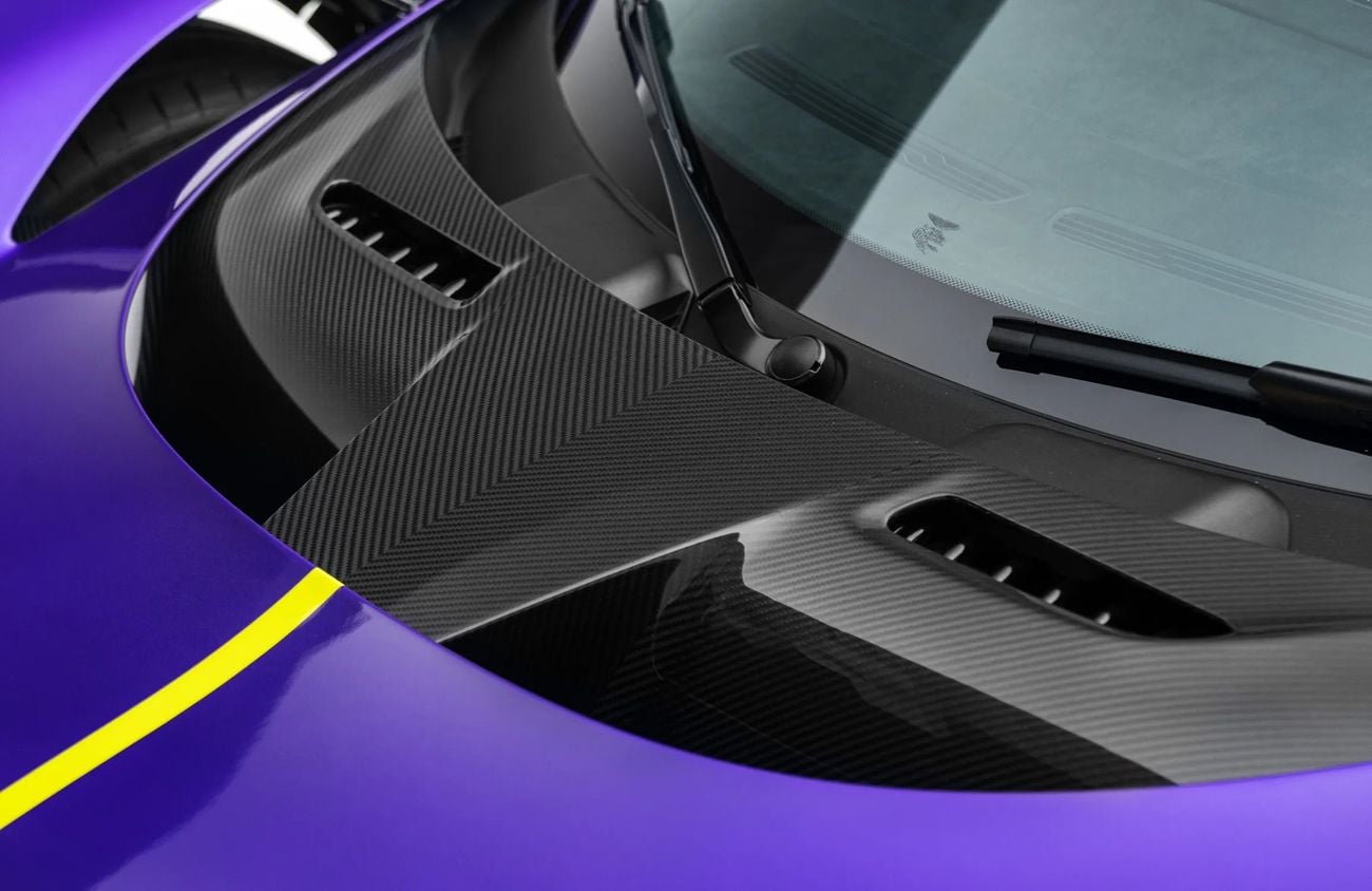 أستون مارتن فالهالا 4.0L V8 Twin-Turbo Engine + eMotors