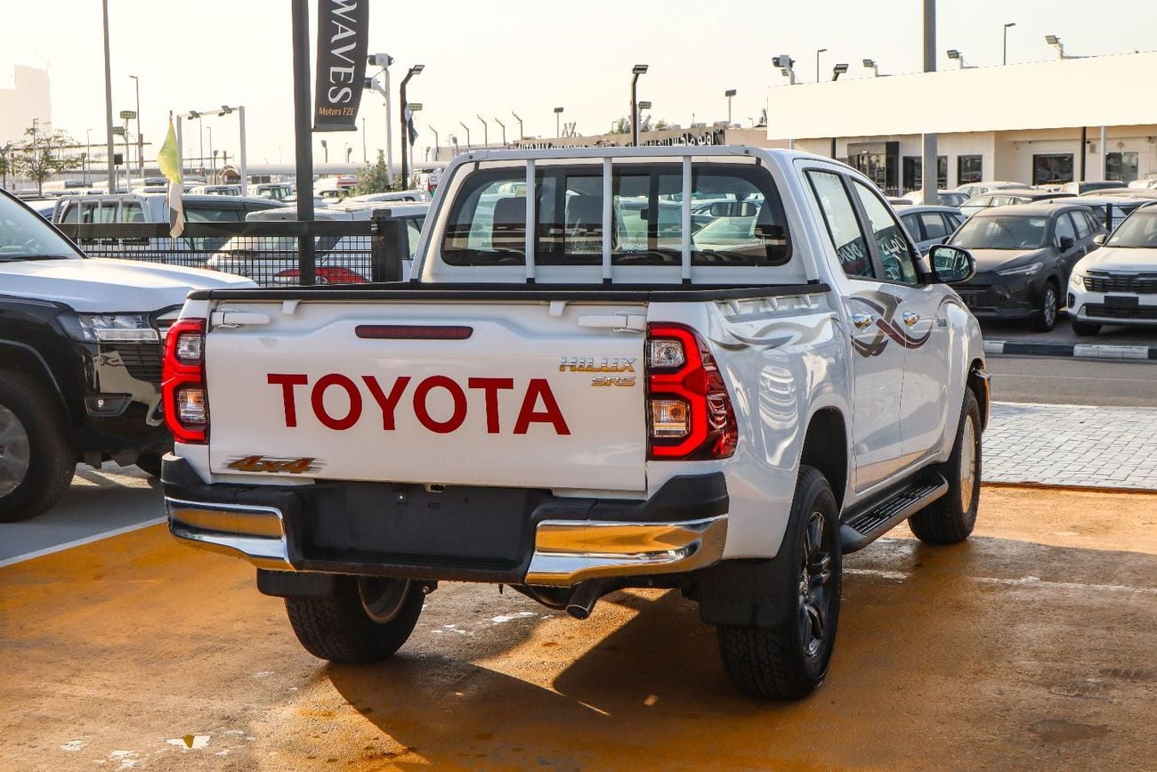 تويوتا هيلوكس Toyota Hilux (TGN126) 2.7L Pick-Up 4WD Double Cab – 2026 Model (A/T, White exterior, Red interior, w