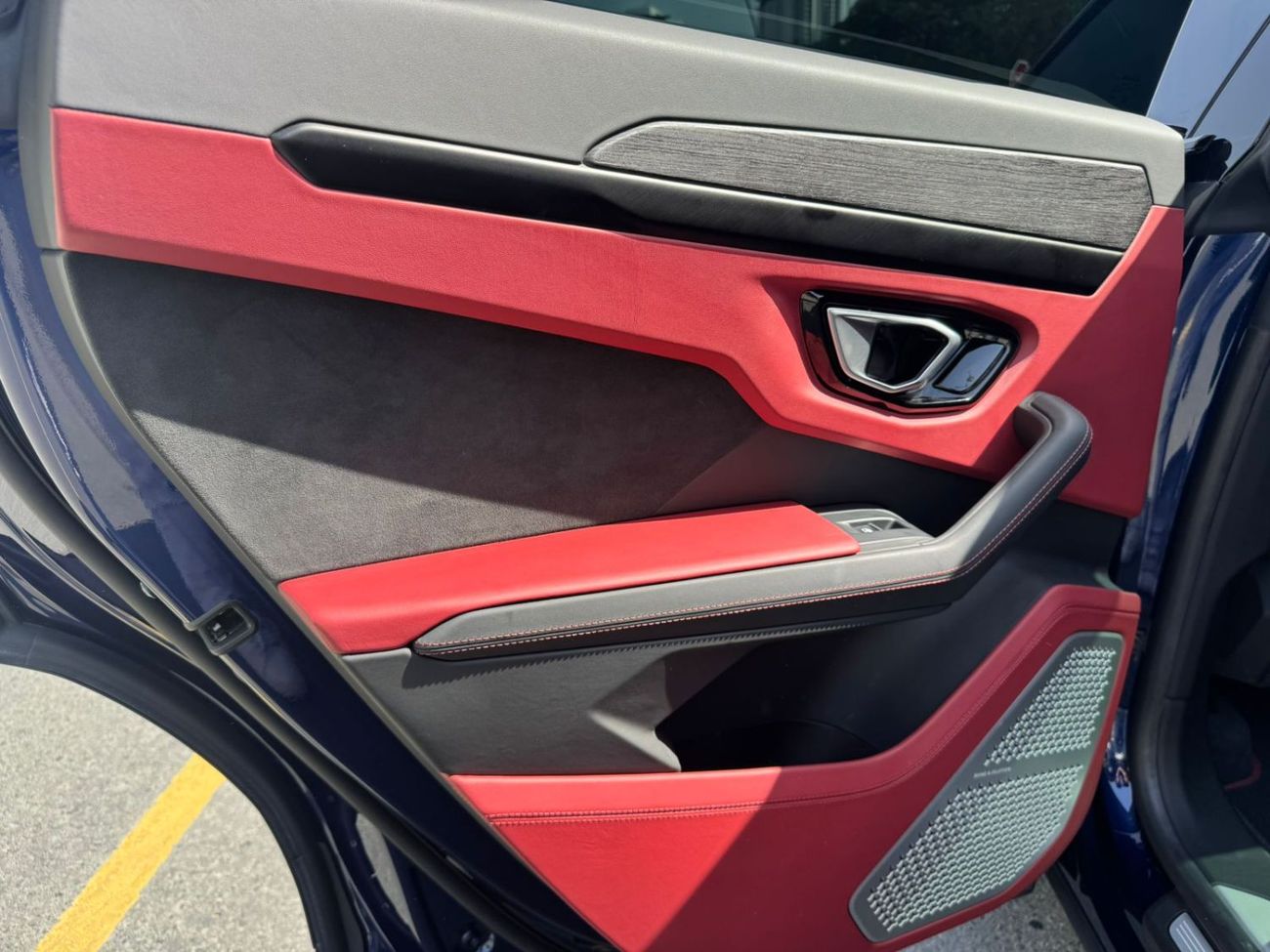 لامبورغيني اوروس STD 4.0T V8