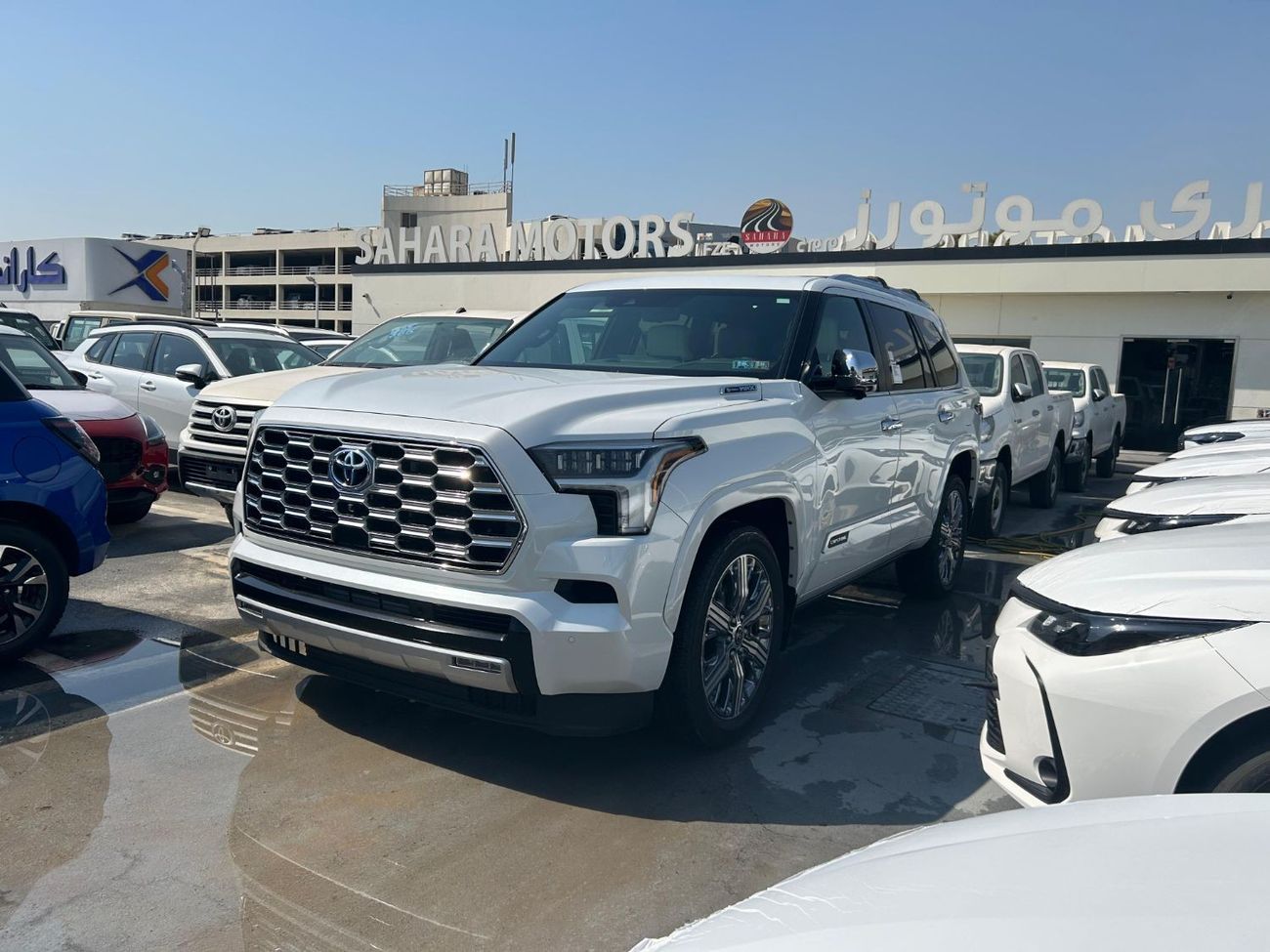 تويوتا سيكويا 2024 TOYOTA SEQUOIA CAPSTONE HYBRID V6 3.5L TURBO 4WD 7-SEATER AUTOMATIC