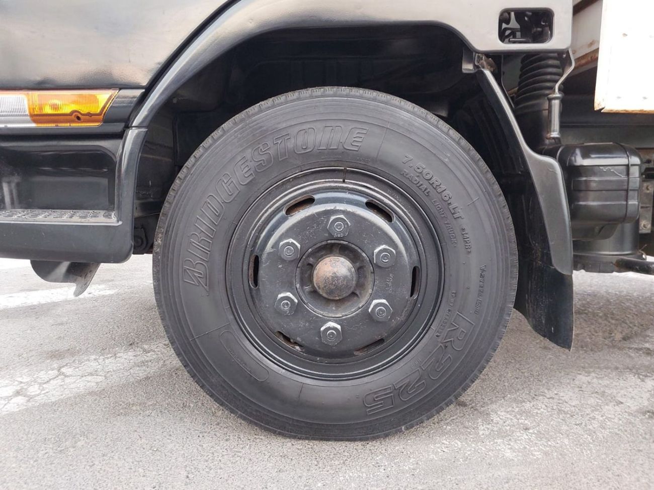 ميتسوبيشي فوسو كانتير MITSUBISHI CANTER TRUCK RHD 1996 MODEL 4.5 L DIESEL MANUAL(PM20996)