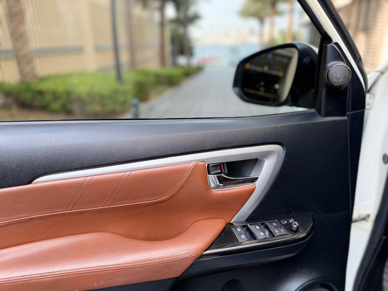 تويوتا فورتونر VXR 4.0L (278 HP)