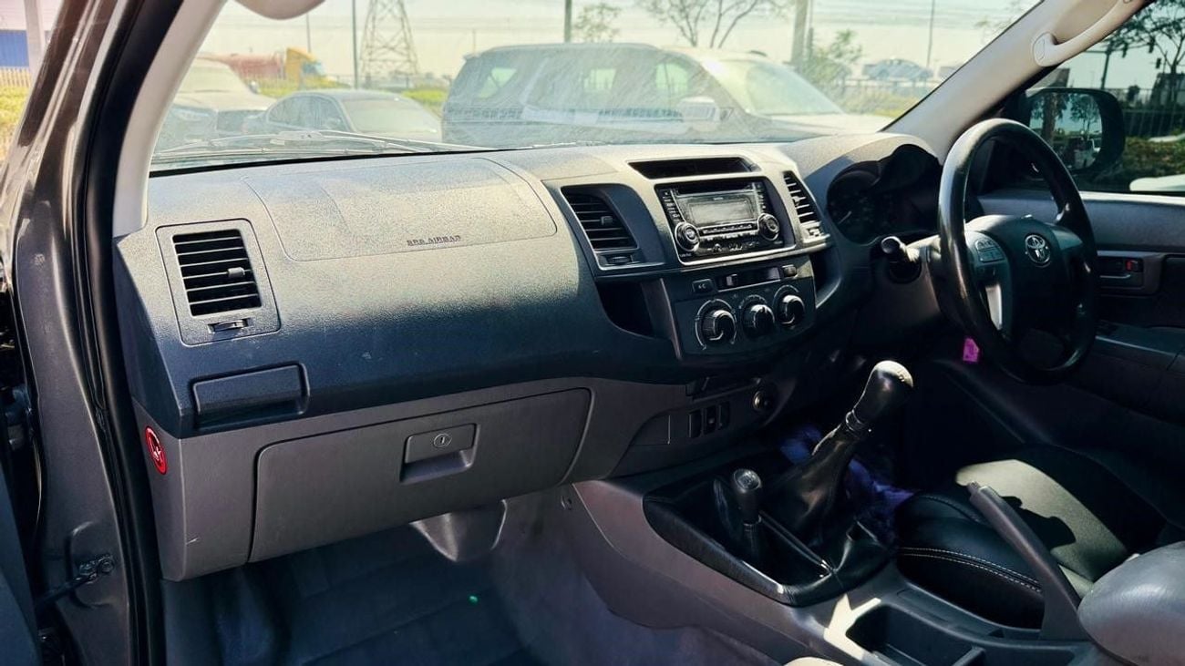 تويوتا هيلوكس 2013| 3.0L DIESEL ENGINE | MT | RHD | SMART CAB | GTK BULL BAR WITH LED FOCUSED LIGHTS | HEAVY 4X4 S