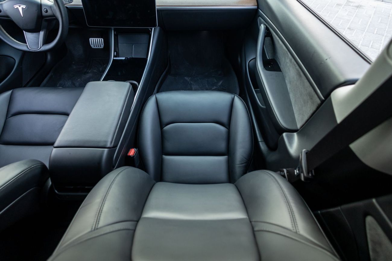 تسلا موديل 3 Performance (AWD)