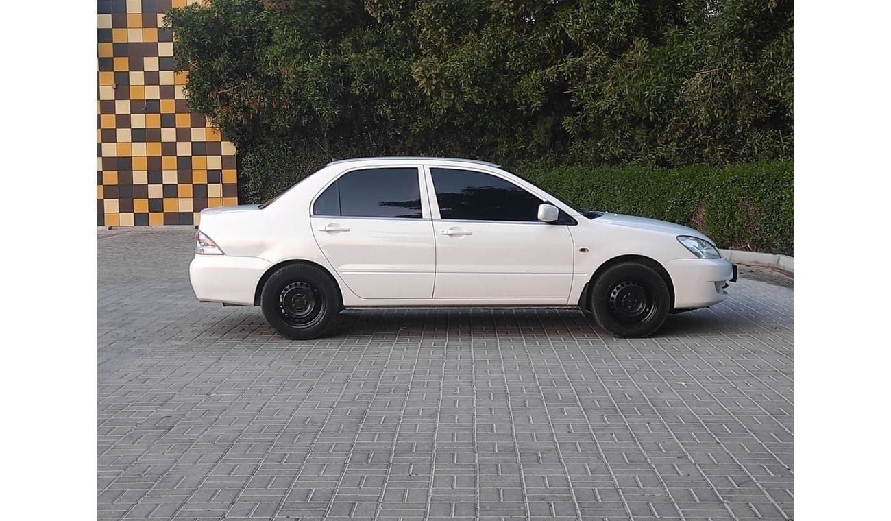 ميتسوبيشي لانسر Mitsubishi Lancer 2011 1.6 Gcc full automatic