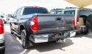 Toyota Tundra 5.7 L V8 SR5 TRD