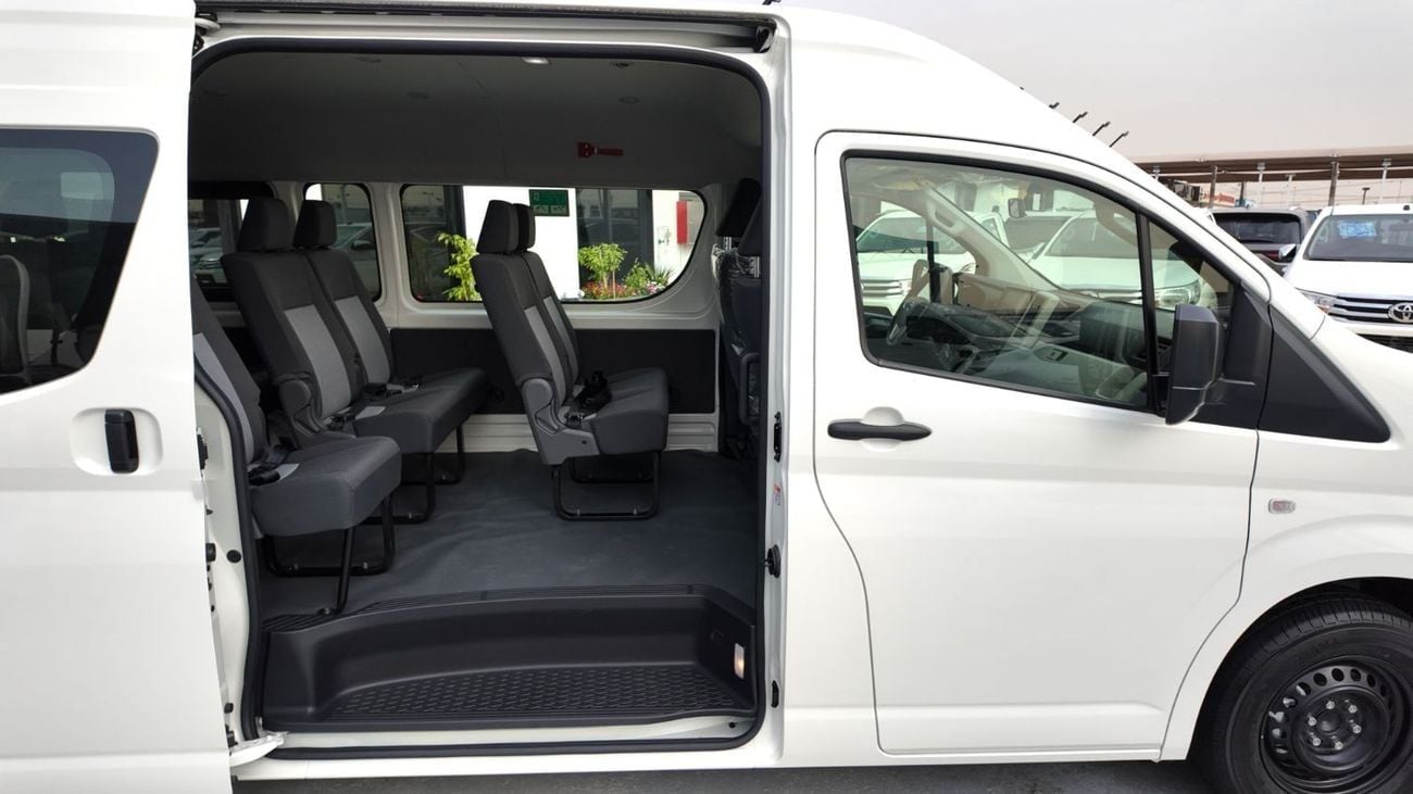 Toyota Hiace TOYOTA HIACE HIGH ROOF 2.8L DIESEL M/T WHITE 2026