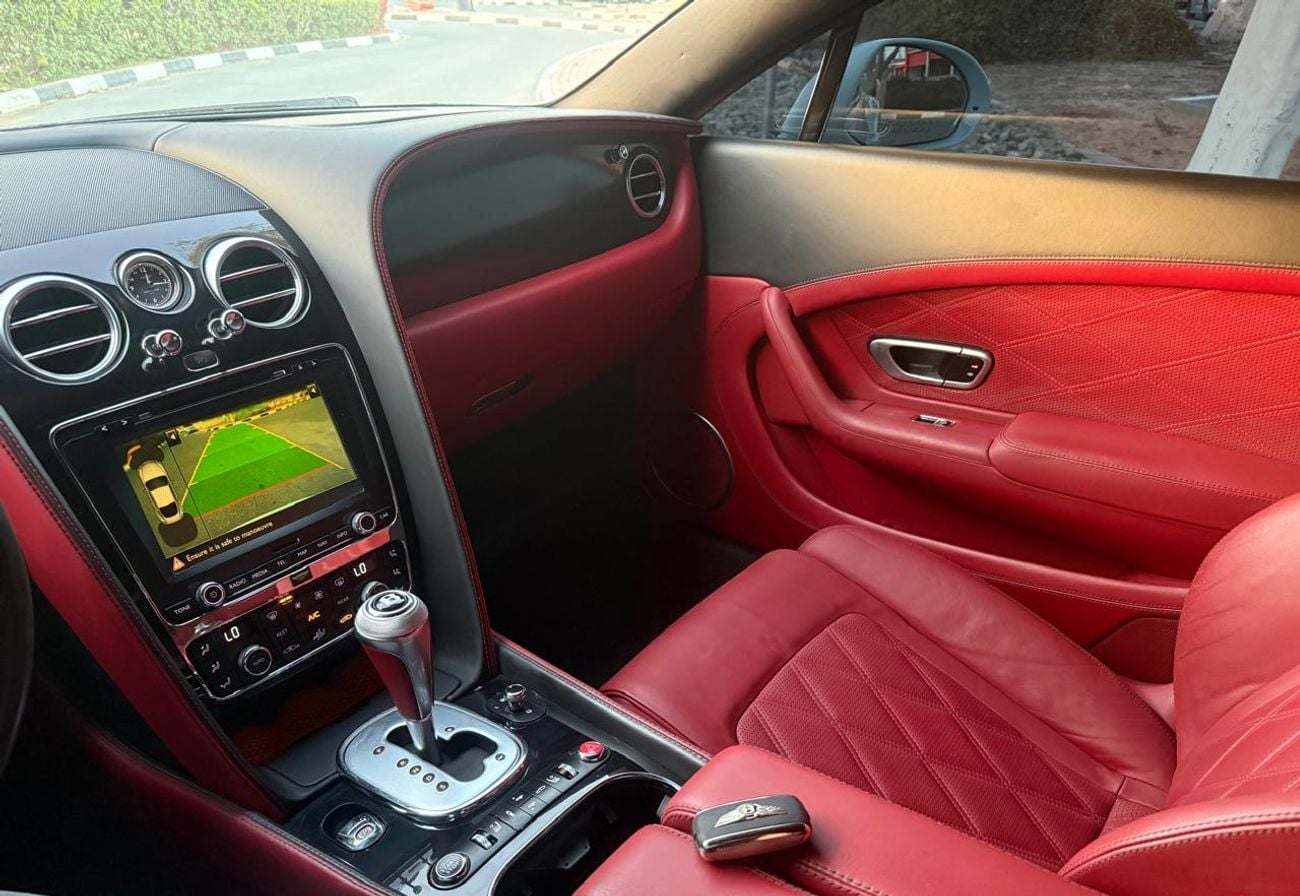 Bentley Continental GT Speed 4.0L Coupe Bentley Continental GT Speed 2013 - GCC Specs - Pristine Condition