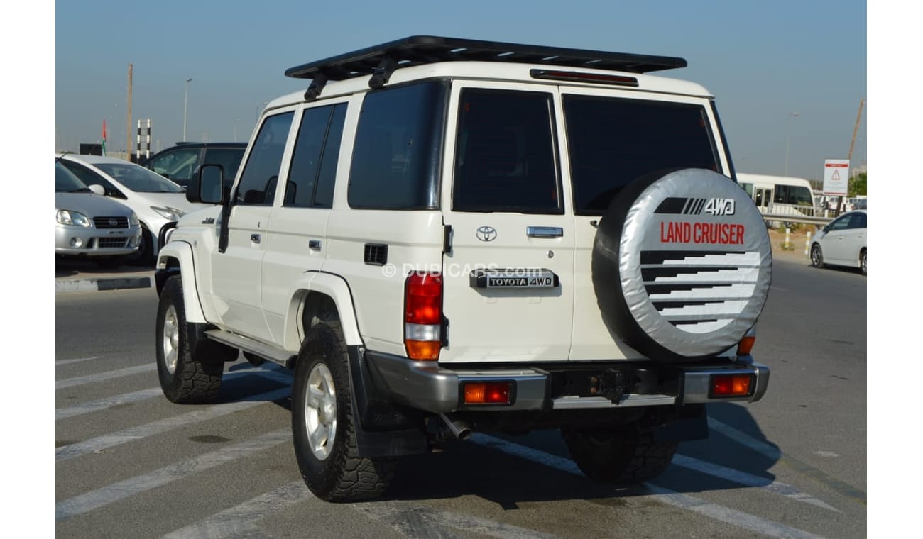 Toyota Land Cruiser 70 Diesel 1vD engine clean car