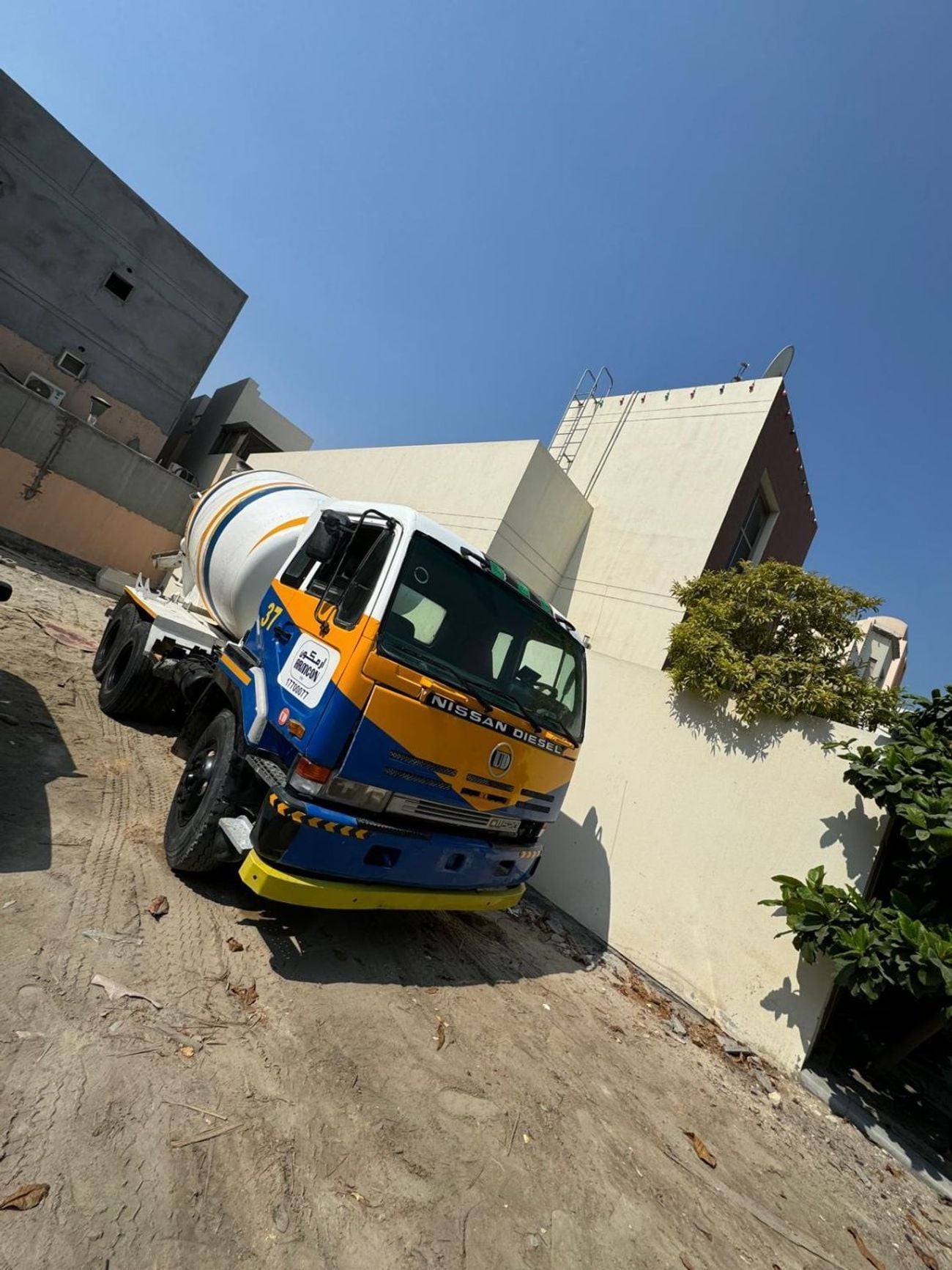 Nissan United Diesel Gcc space