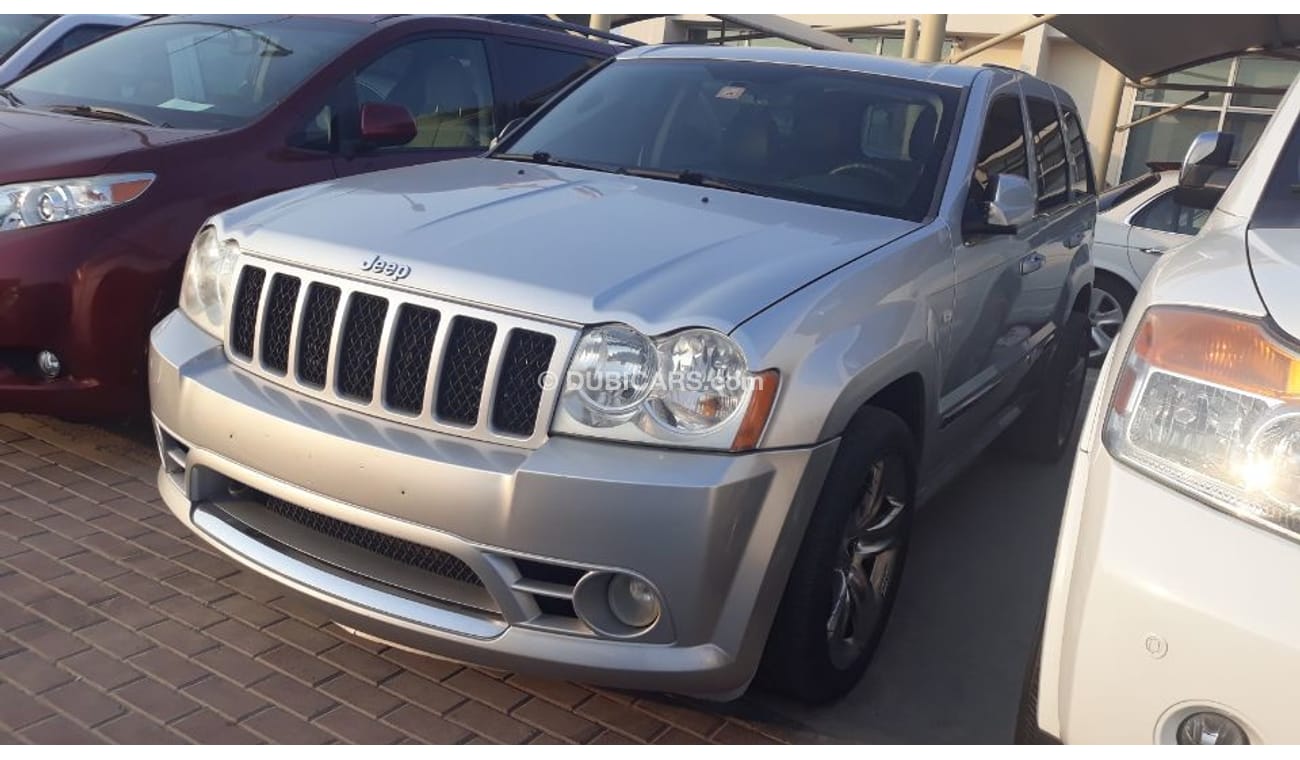 Jeep Grand Cherokee 2007 SRT8 Full options Gulf Specs
