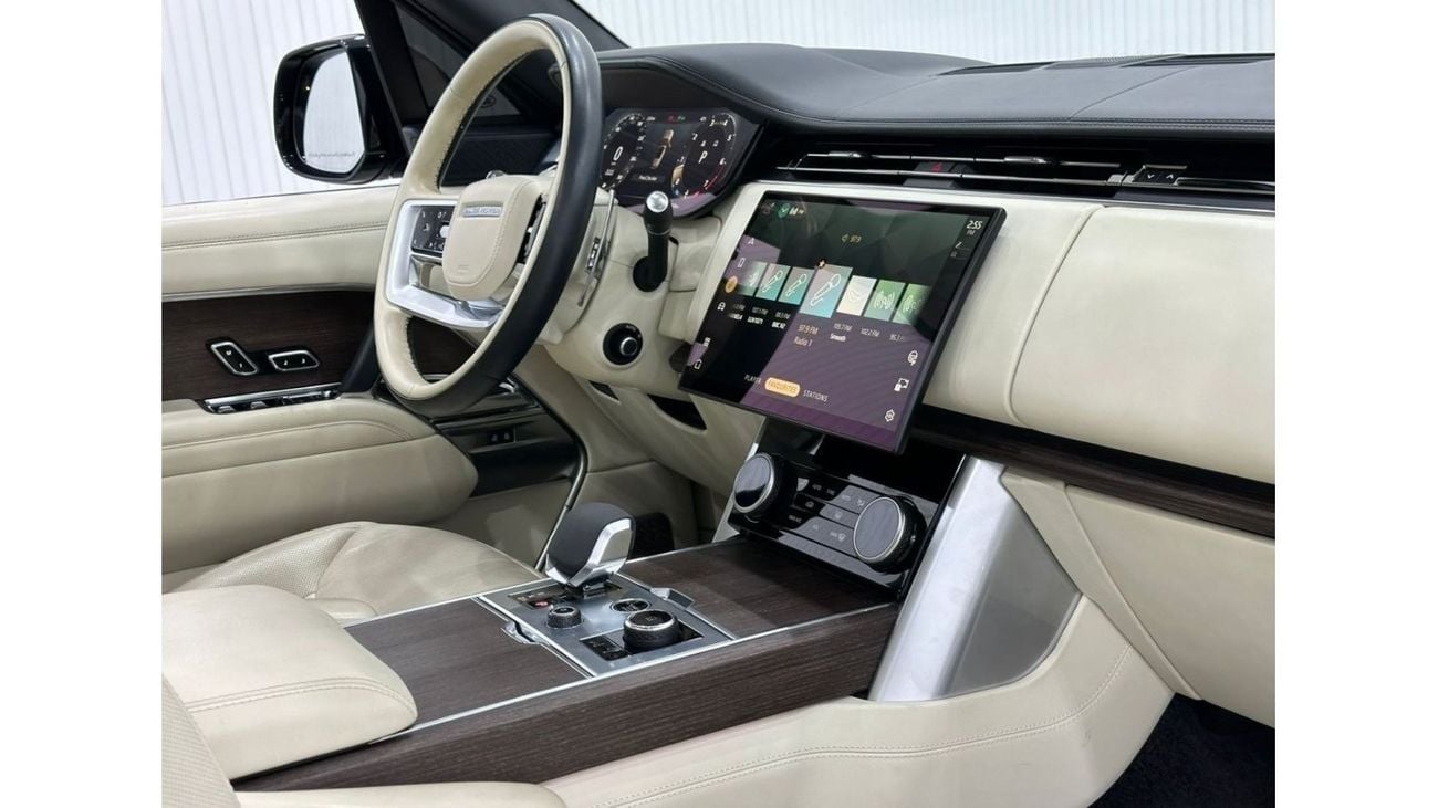 لاند روفر رينج روفر 2023 Range Rover Vogue Autobiography, Dec 2027 Range Rover Warranty + Service Pack, Full Options, GC