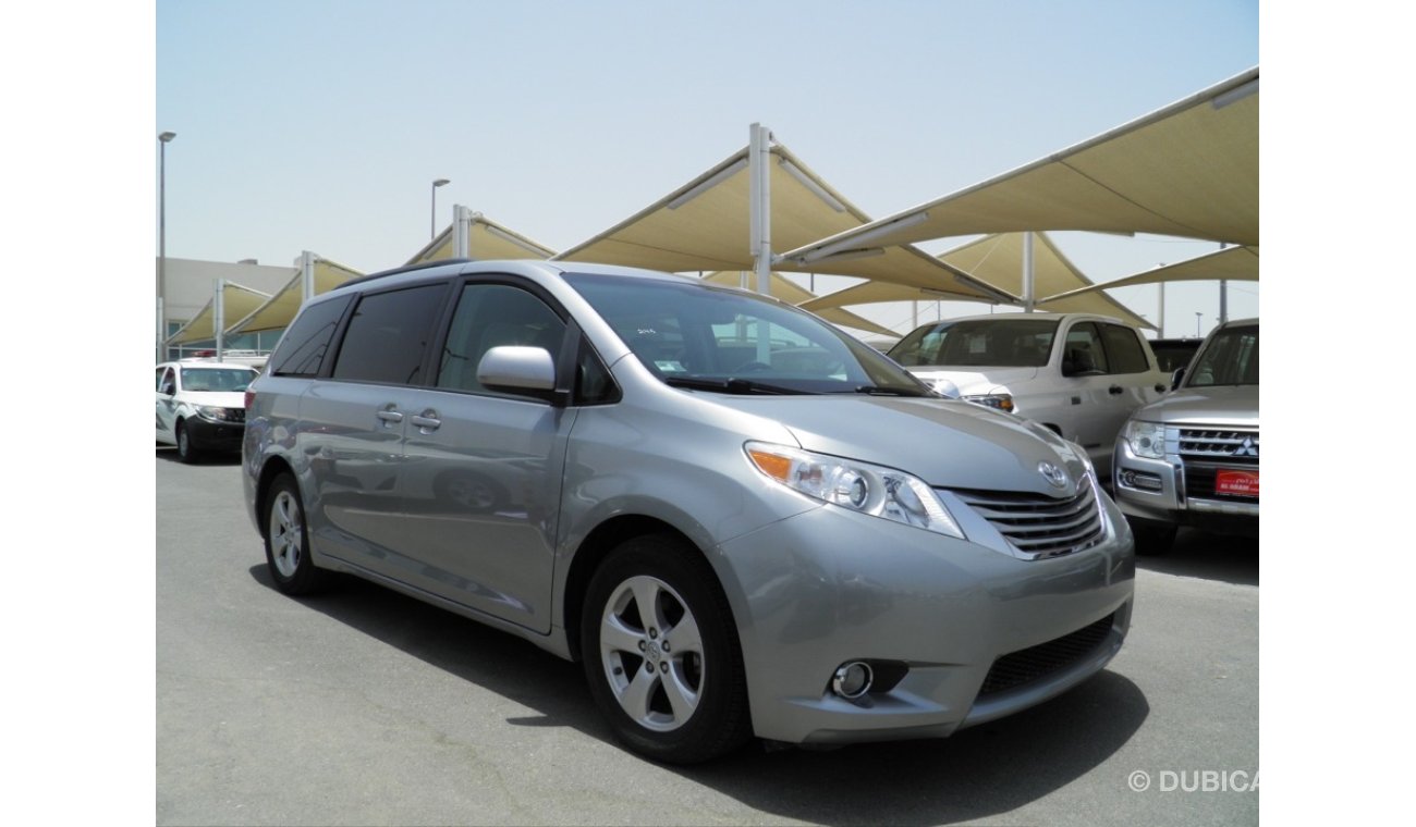 Toyota Sienna 2015 US Ref#245