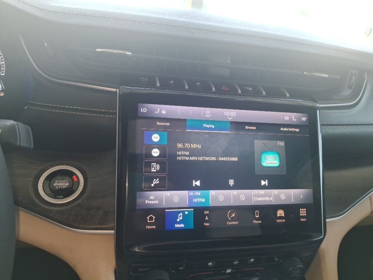 جيب جراند شيروكي LIMITED 3.6 | بدون دفعة مقدمة | اختبار القيادة في المنزل