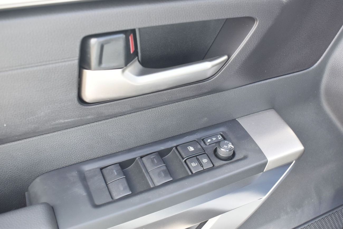 تويوتا سيكويا SEQUOIA 3.5L  SR5 TRD OFF ROAD