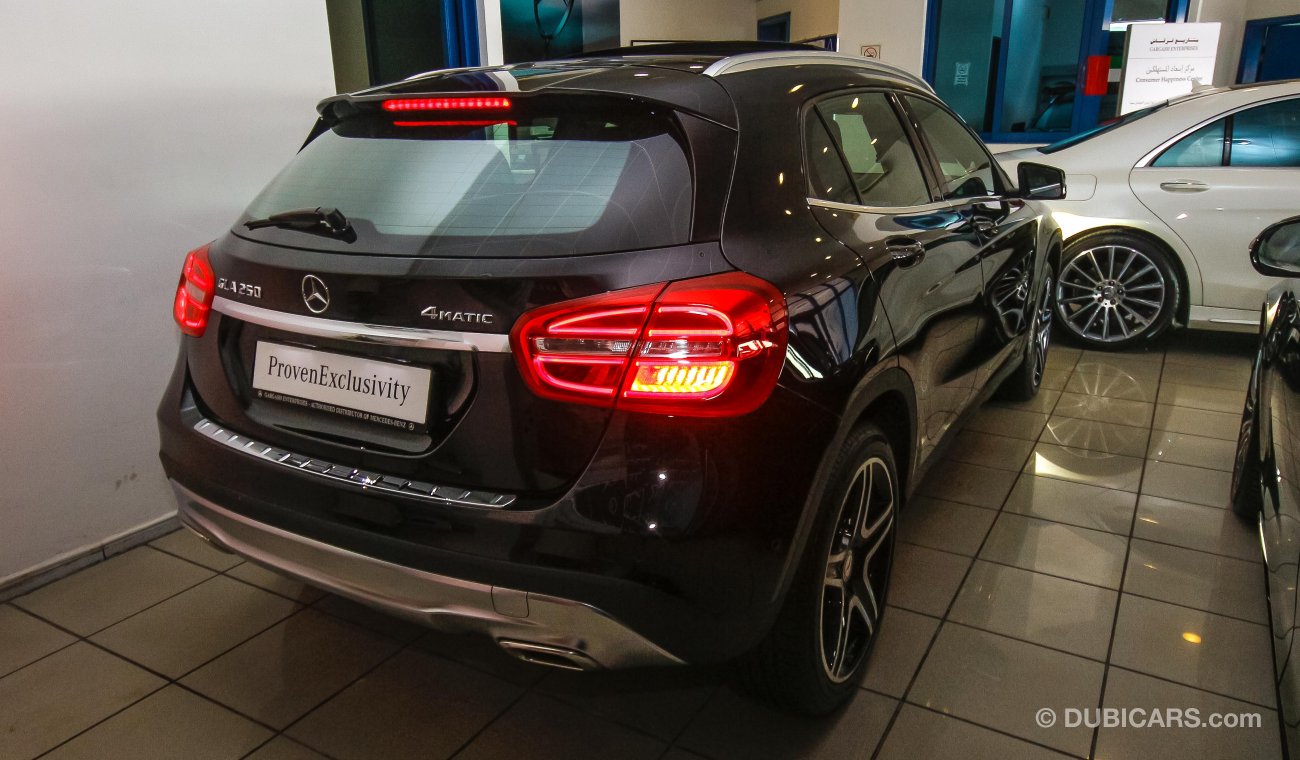 مرسيدس بنز GLA 250