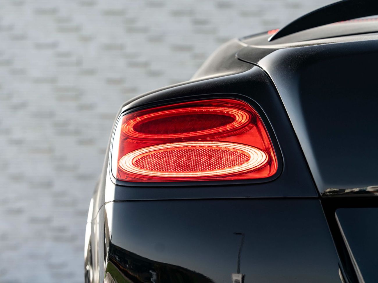 بنتلي كونتيننتال جي تي V8 S Coupe