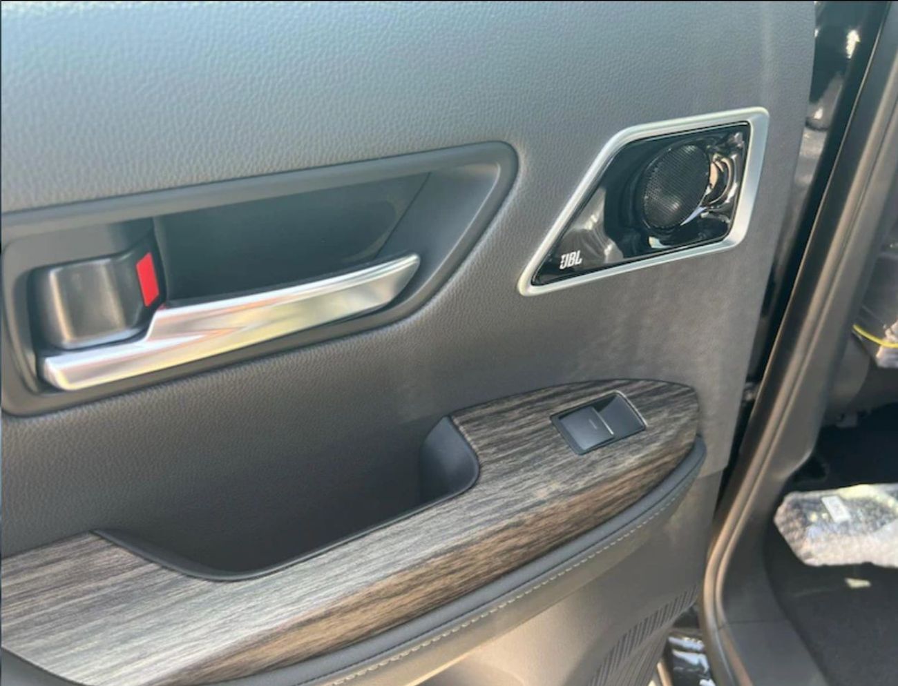 Toyota Land Cruiser TOYOTA LC300 VXR 3.5L PETROL TWIN TURBO 2025