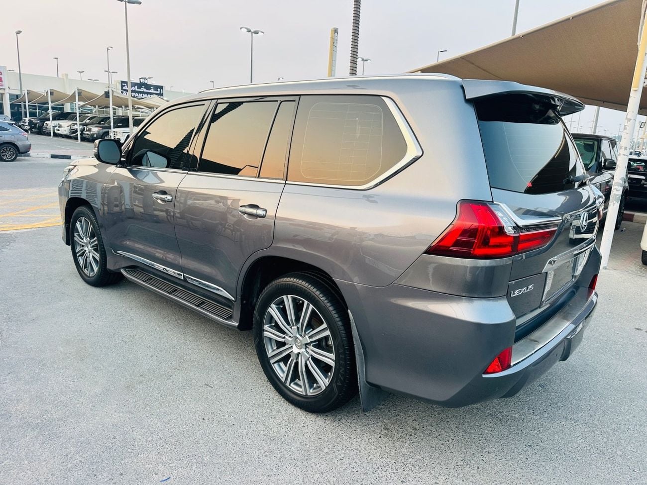 Lexus LX570 PLATINUM
