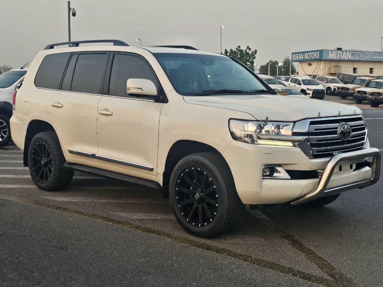 Toyota Land Cruiser 2019 TOYOTA LAND CRUISER V8 SAHARA
