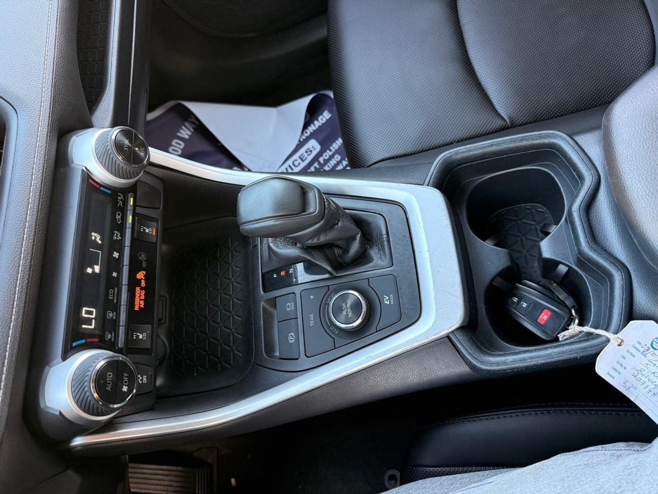 Toyota RAV4 Hybrid XLE 2.5L