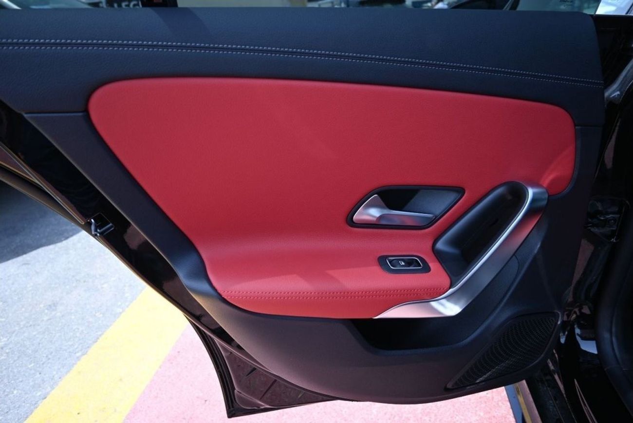 Mercedes-Benz CLA 200 Mercedes-Benz CLA 200 1.4L Turbo Petrol, FWD, 4 Doors, Radar, 360 Camera, Cruise Control, Front Elec