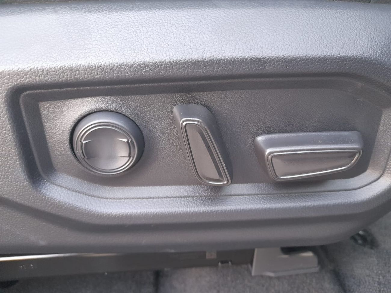 تويوتا تاندرا RHD PETROL 3.5L HYBRID LIMITED EDITION