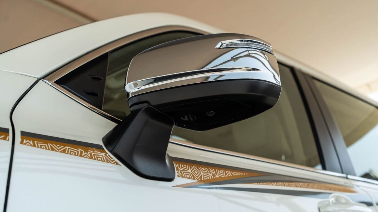 Toyota Land Cruiser VX | 4.0L | V6 |2025