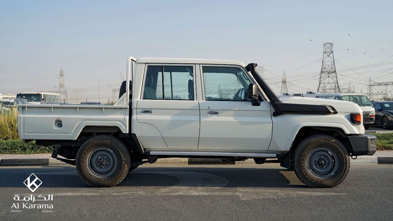 Toyota Land Cruiser Pick Up Toyota land Cruiser 79 | 4.2L Diesel | 4x4 Manual  Diff Lock | 6 Seats | Fog Lights | Snorkel