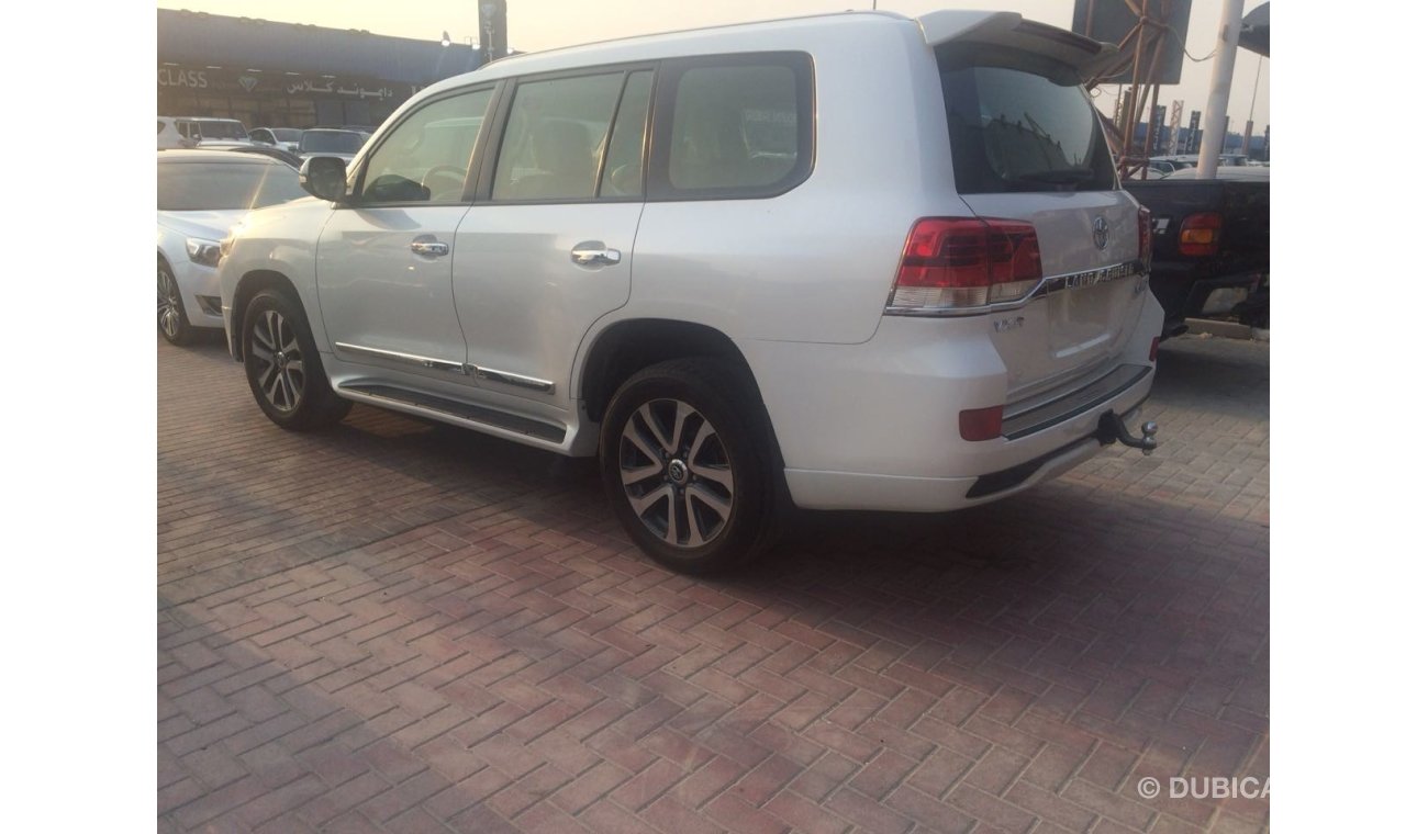 Toyota Land Cruiser VXR V8 , Inclusive VAT