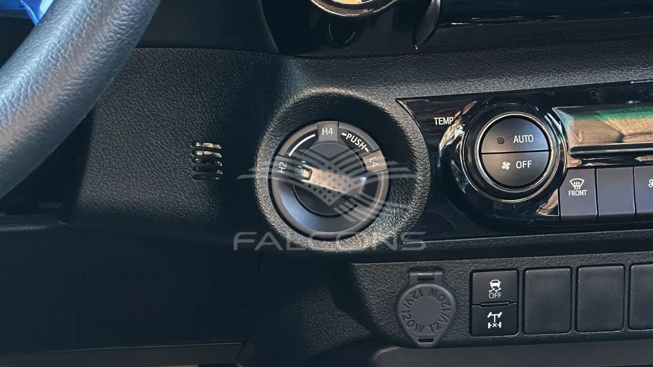 تويوتا هيلوكس Toyota Hilux 4.0L Adventure P DC 4WD AT