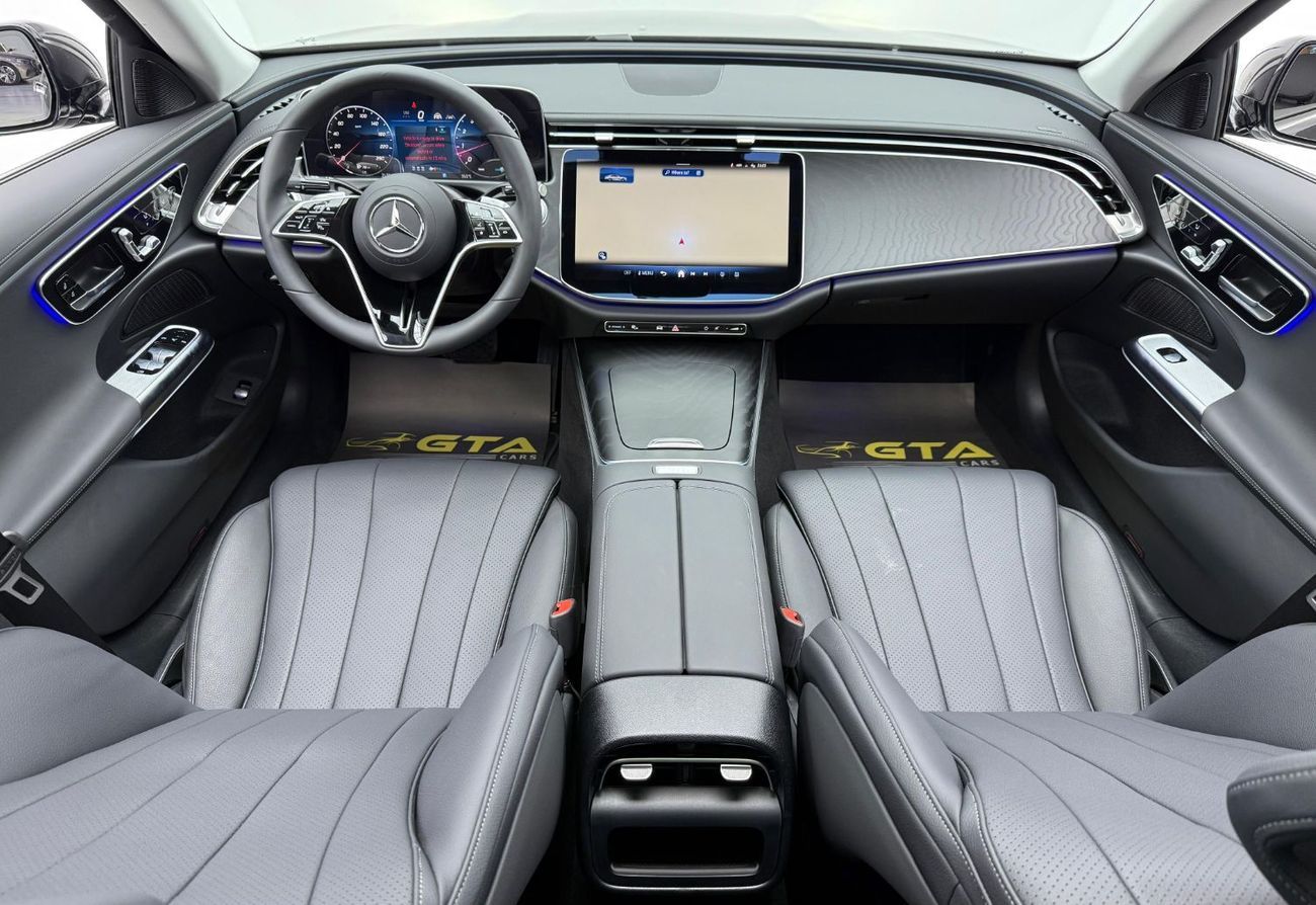 مرسيدس بنز E200 2.0L 2024 Mercedes Benz E200 AMG, Warranty, Fully Loaded, Very Low Kms, Excellent Condition, Korean