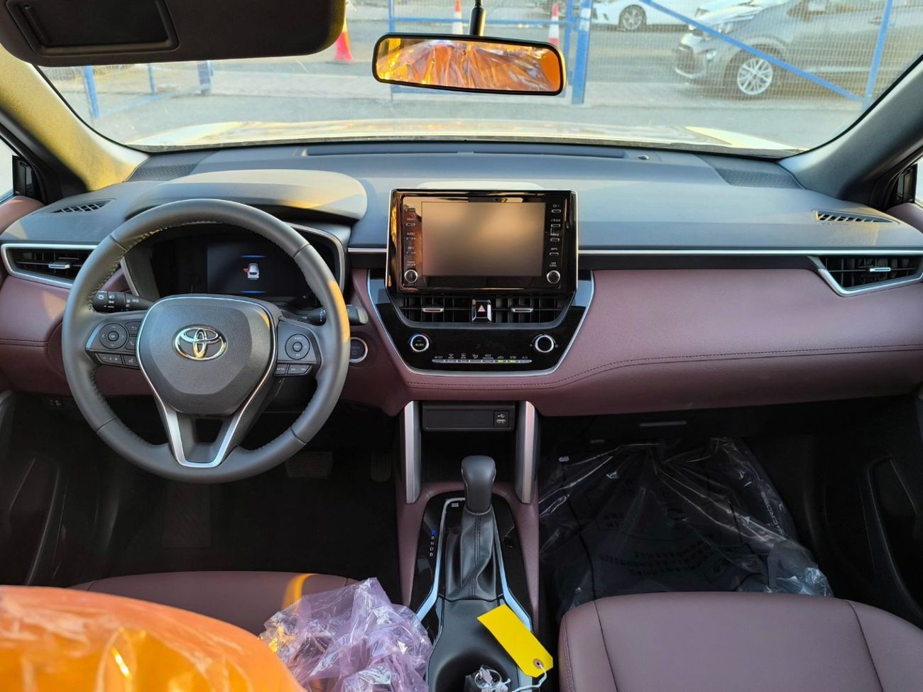 تويوتا كورولا كروس CROLLA CROSS 1.8L HYBRID 2024