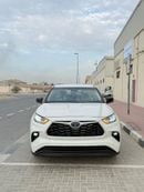 Toyota Highlander LE HEV 2023 2.5L Hybrid (AWD) GCC SPEC