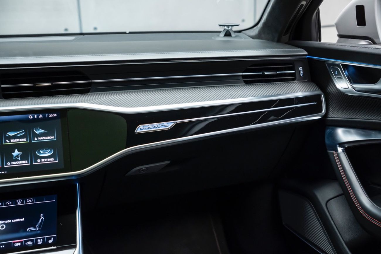 Audi RS6 quattro 4.0L