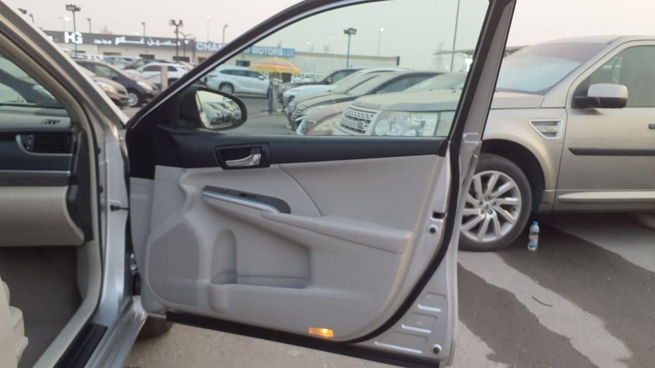 تويوتا كامري Fresh Import Full Option XLE