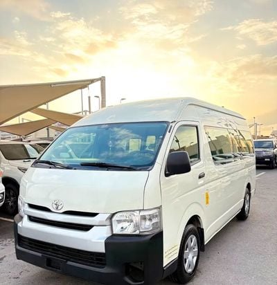 Toyota Hiace DX