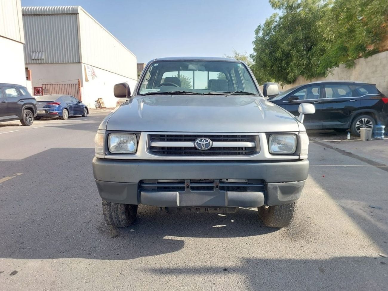 تويوتا هيلوكس TOYOTA HILUX PICKUP RHD 2003 MODEL 3.0 L DIESEL MANUAL(PM28834)