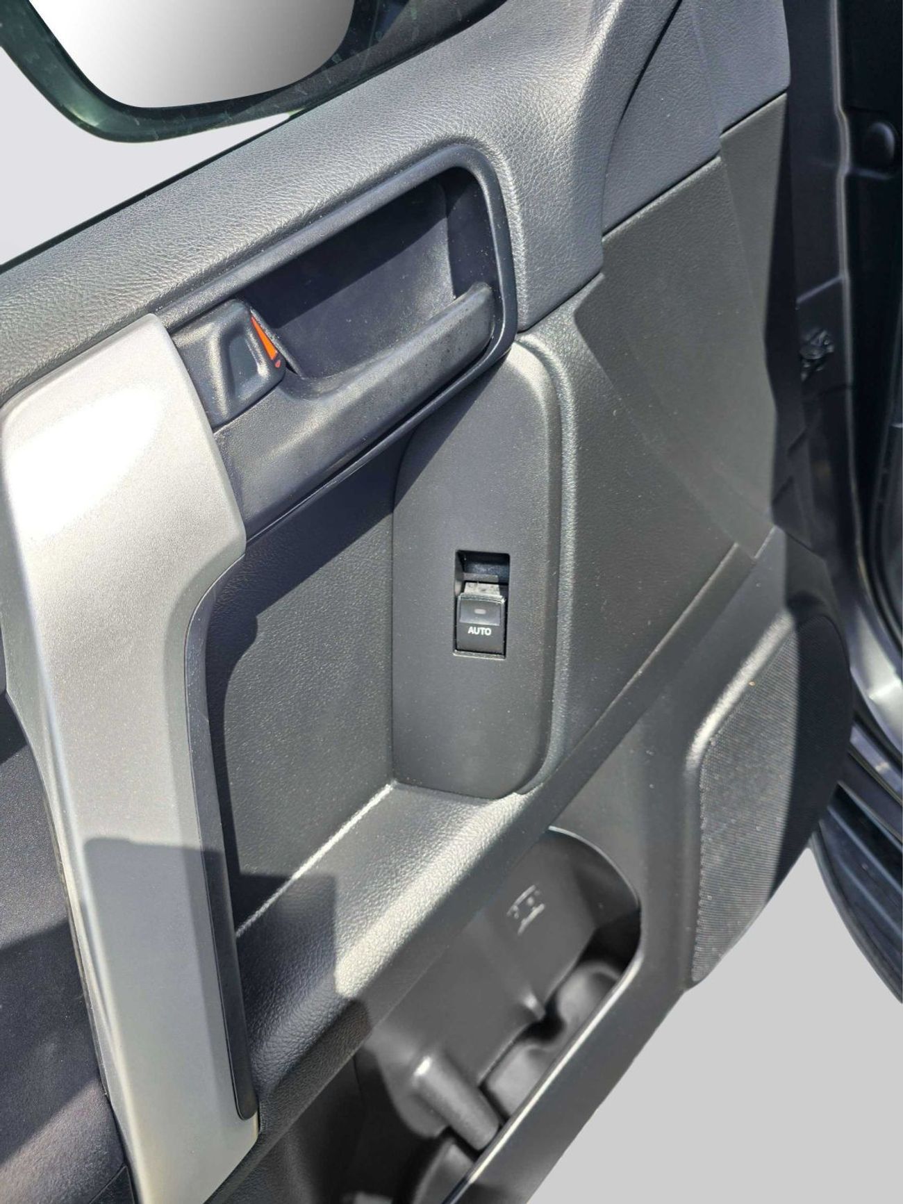 تويوتا برادو 4x4 Diesel 2.8l Right Hand Drive (Export only)