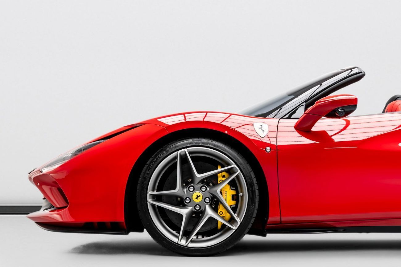 فيراري ف ٨ سبيدر 3.9T V8