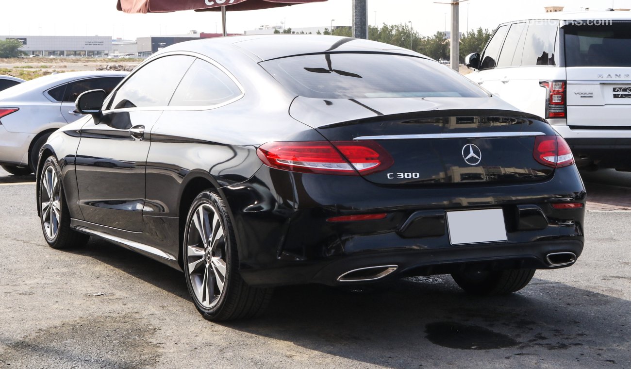 مرسيدس بنز C 300 كوبيه