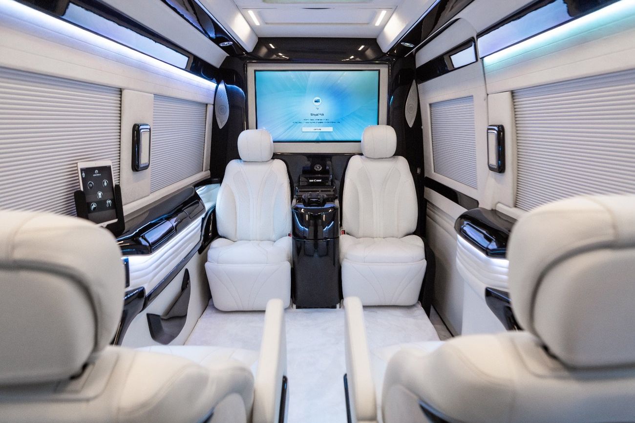 جي أم سي سافانا ERTEX LUXURY CAR DESIGN CO. 30TH YEAR EDITION