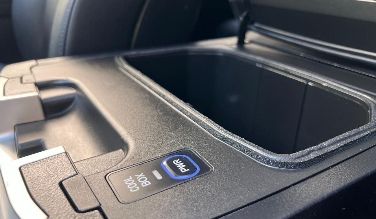 تويوتا لاند كروزر