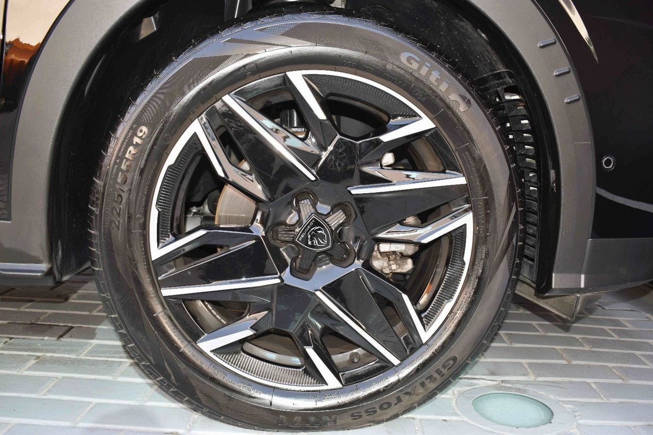 Peugeot 3008 FROM 1,999 PM. FREE MANUFACTURER WARRANTY!