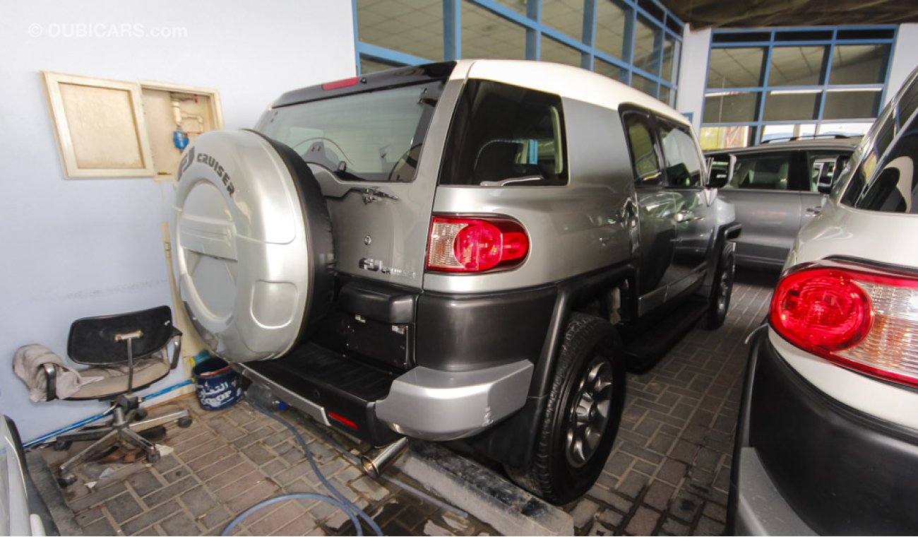 Toyota FJ Cruiser