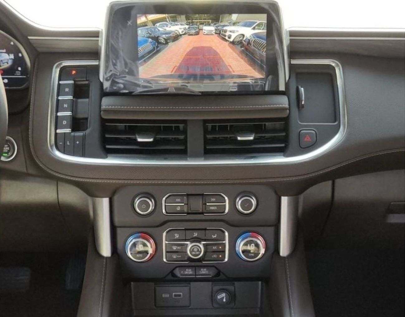 جي أم سي يوكون SLT 5.3 L Under Warranty 2024 GCC